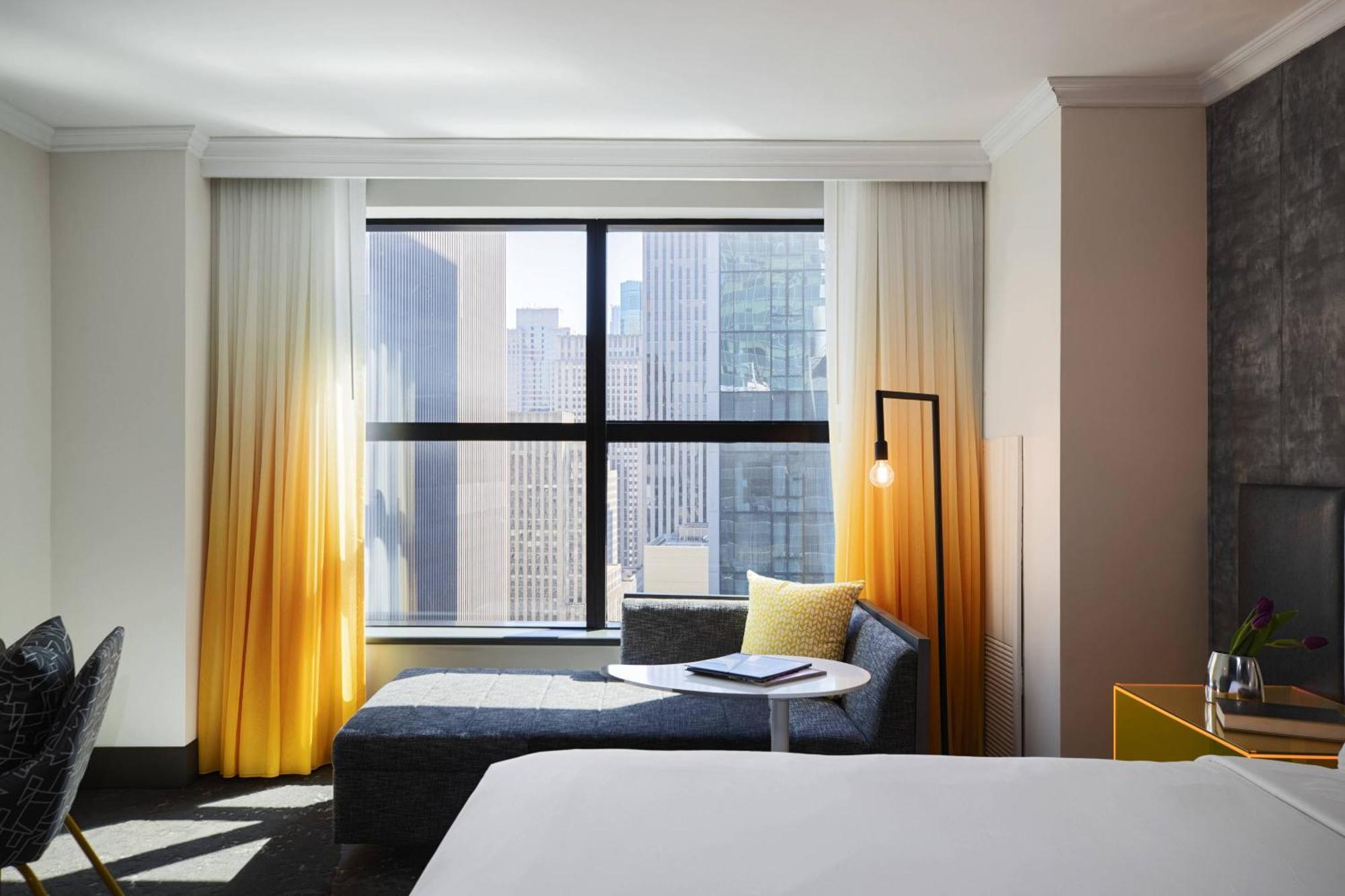Renaissance New York Times Square By Marriott Hotel Exterior photo