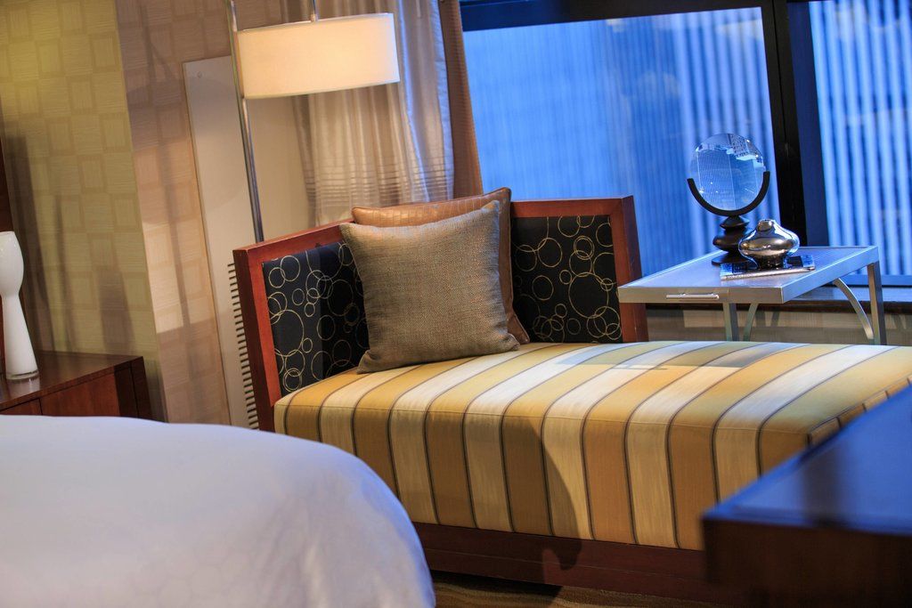 Renaissance New York Times Square By Marriott Hotel Exterior photo